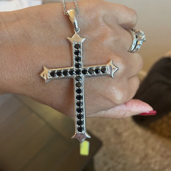 Karis Silver Thai Black Spinel Cross - Picture 2 of 6